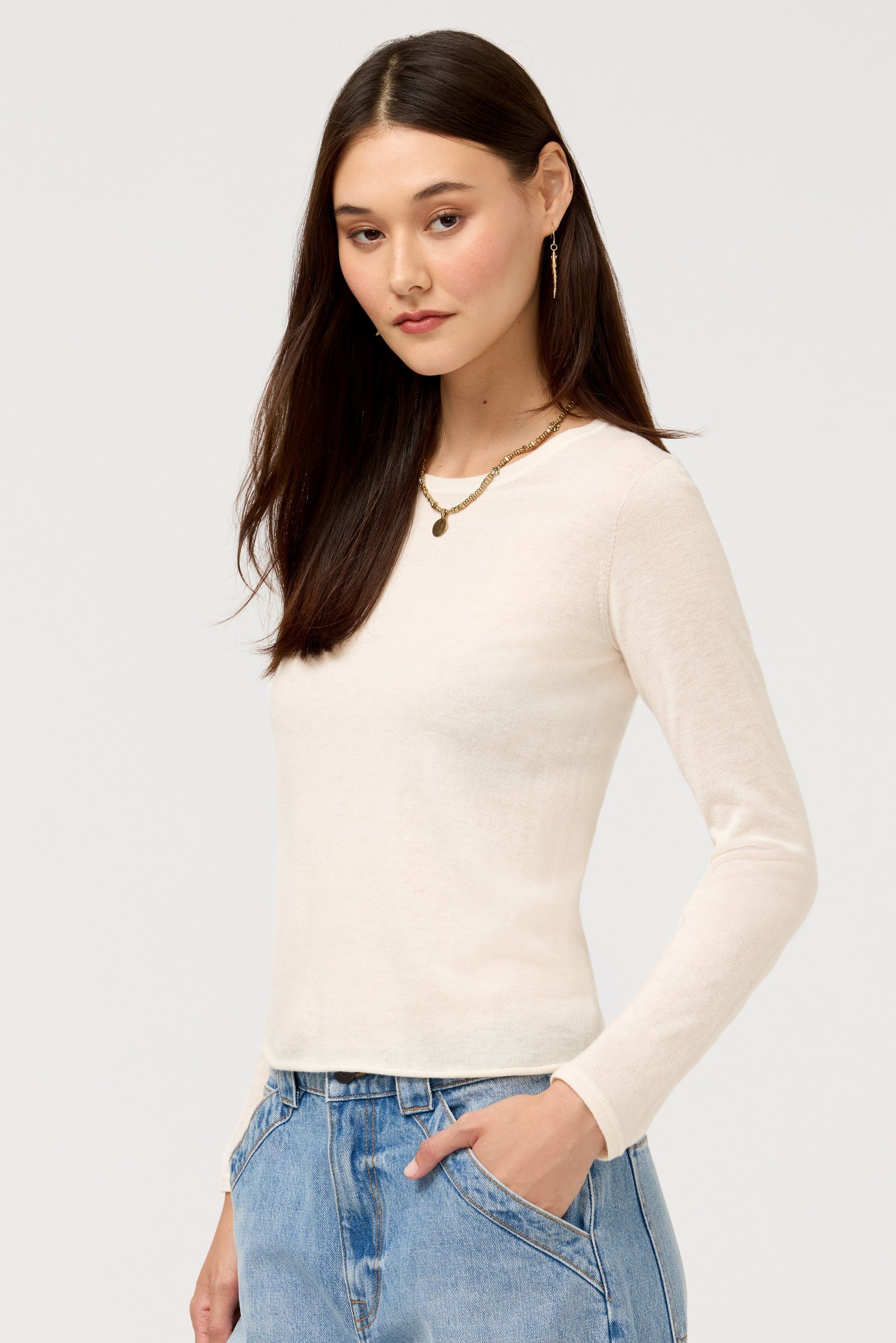 ESSENTIALS CASHMERE LONG SLEEVE CREWNECK