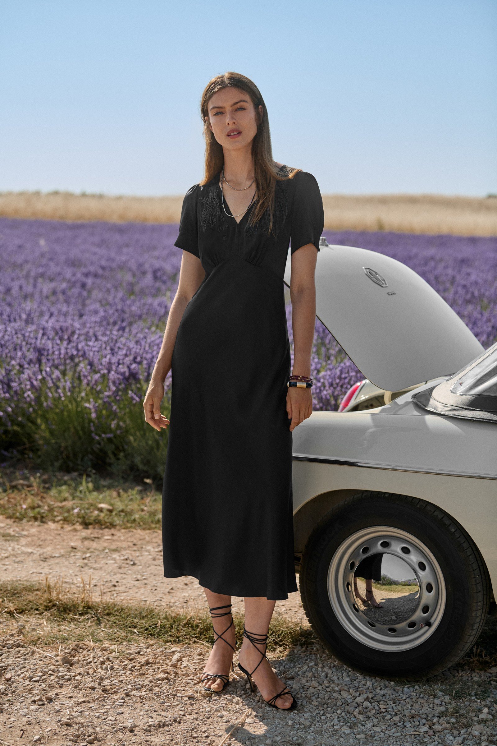 YAMMILET TEA LENGTH DRESS