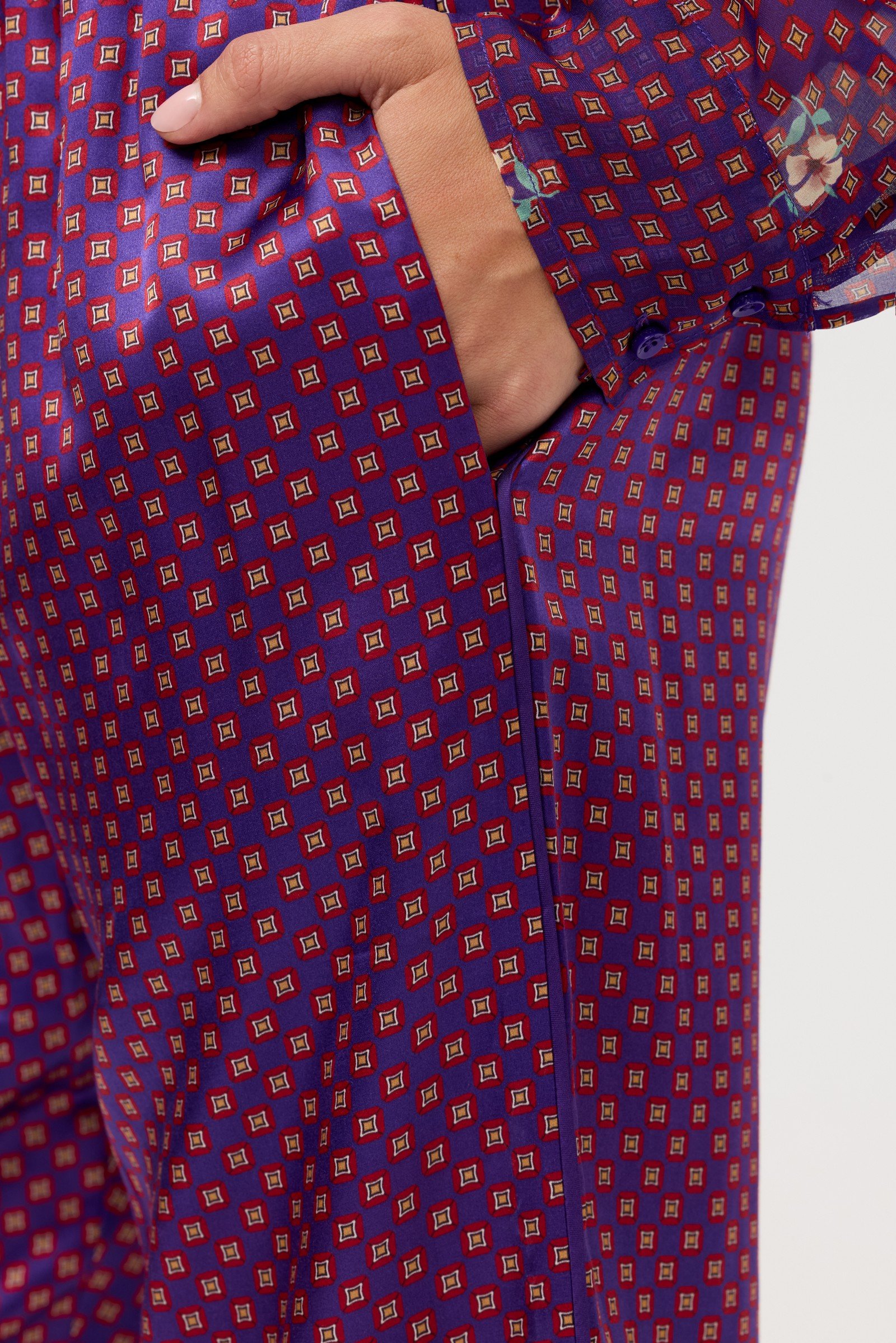 KANNI PANT