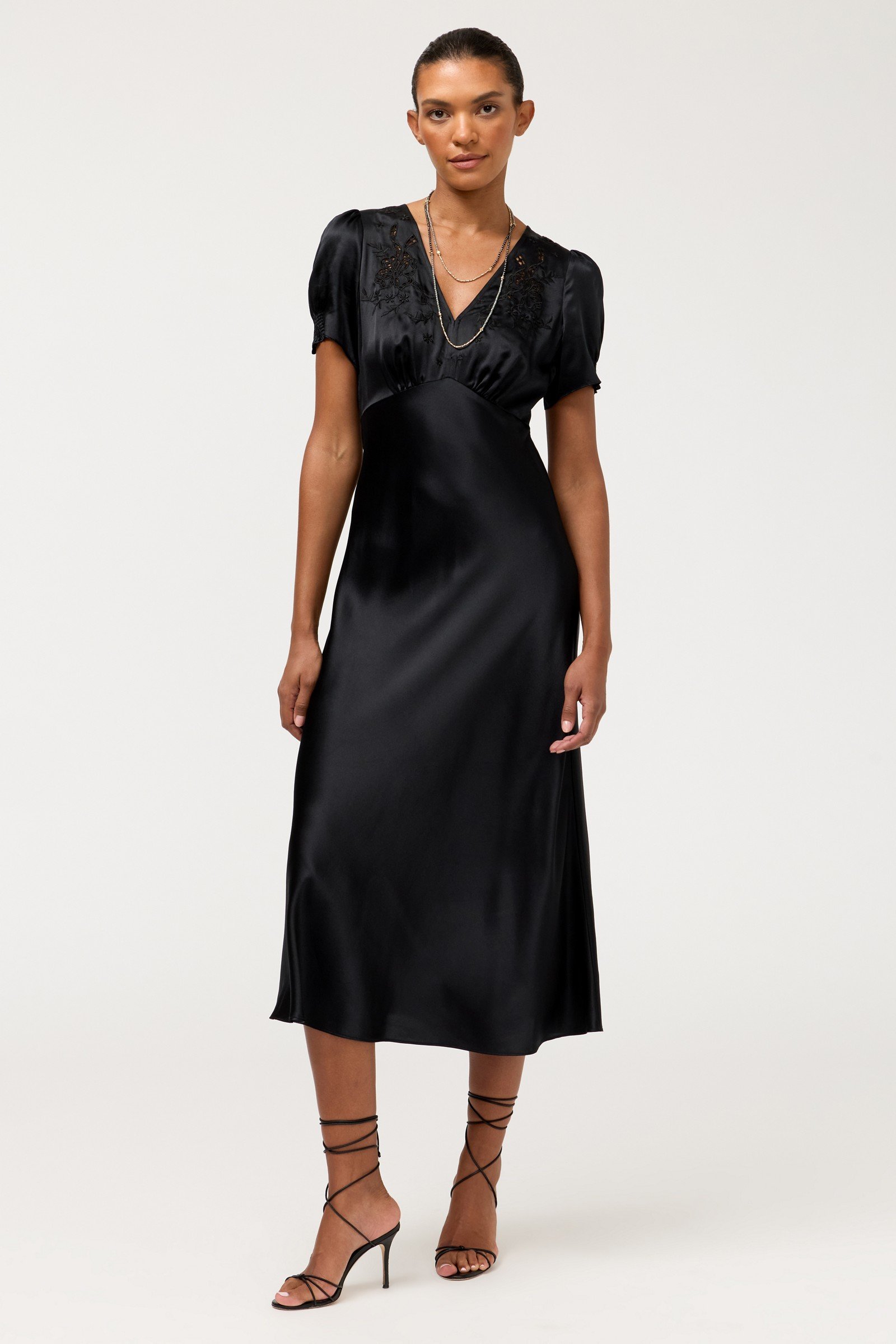YAMMILET TEA LENGTH DRESS