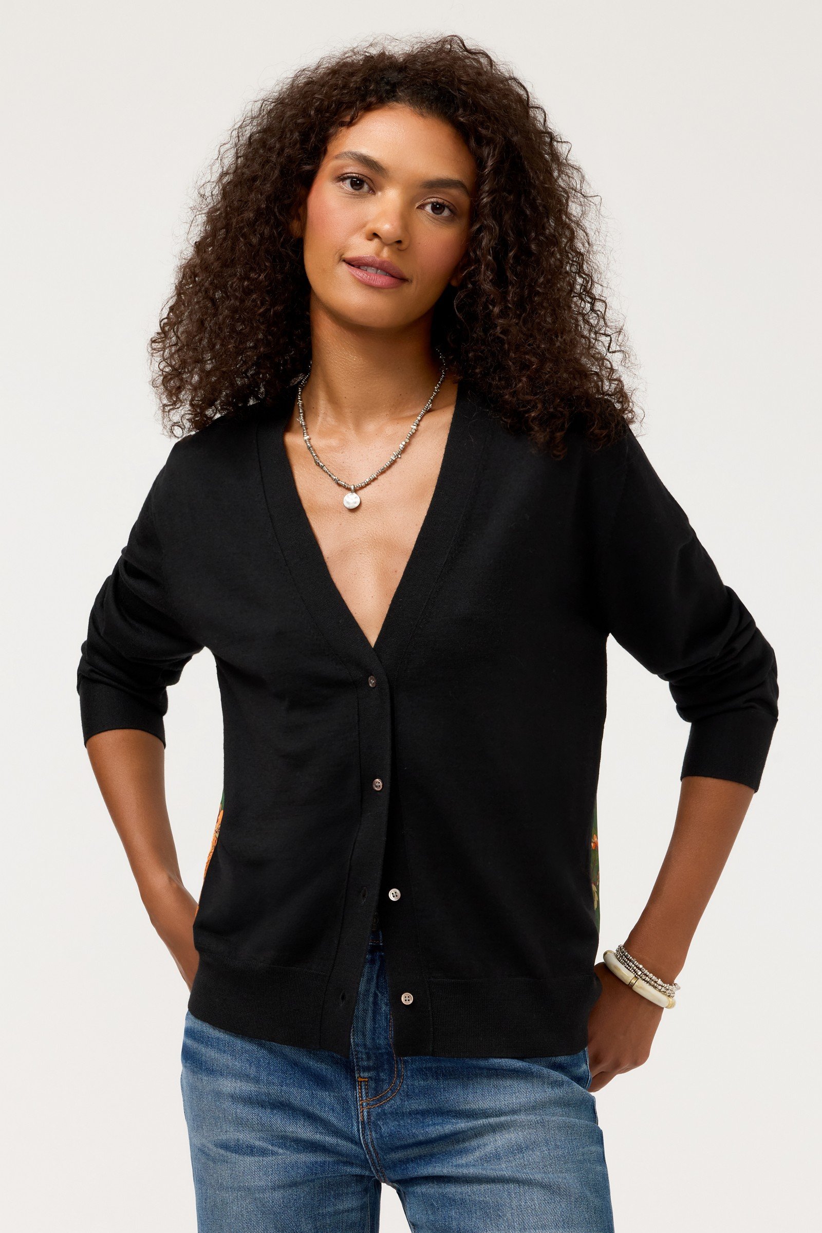 THE PRINTED KNIT V-NECK CARDIGAN