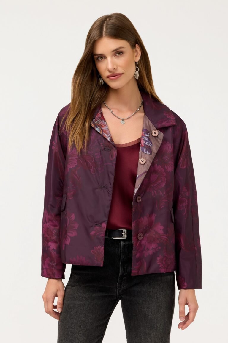 LIGHTWEIGHT PACKABLE REVERSIBLE PUFFER