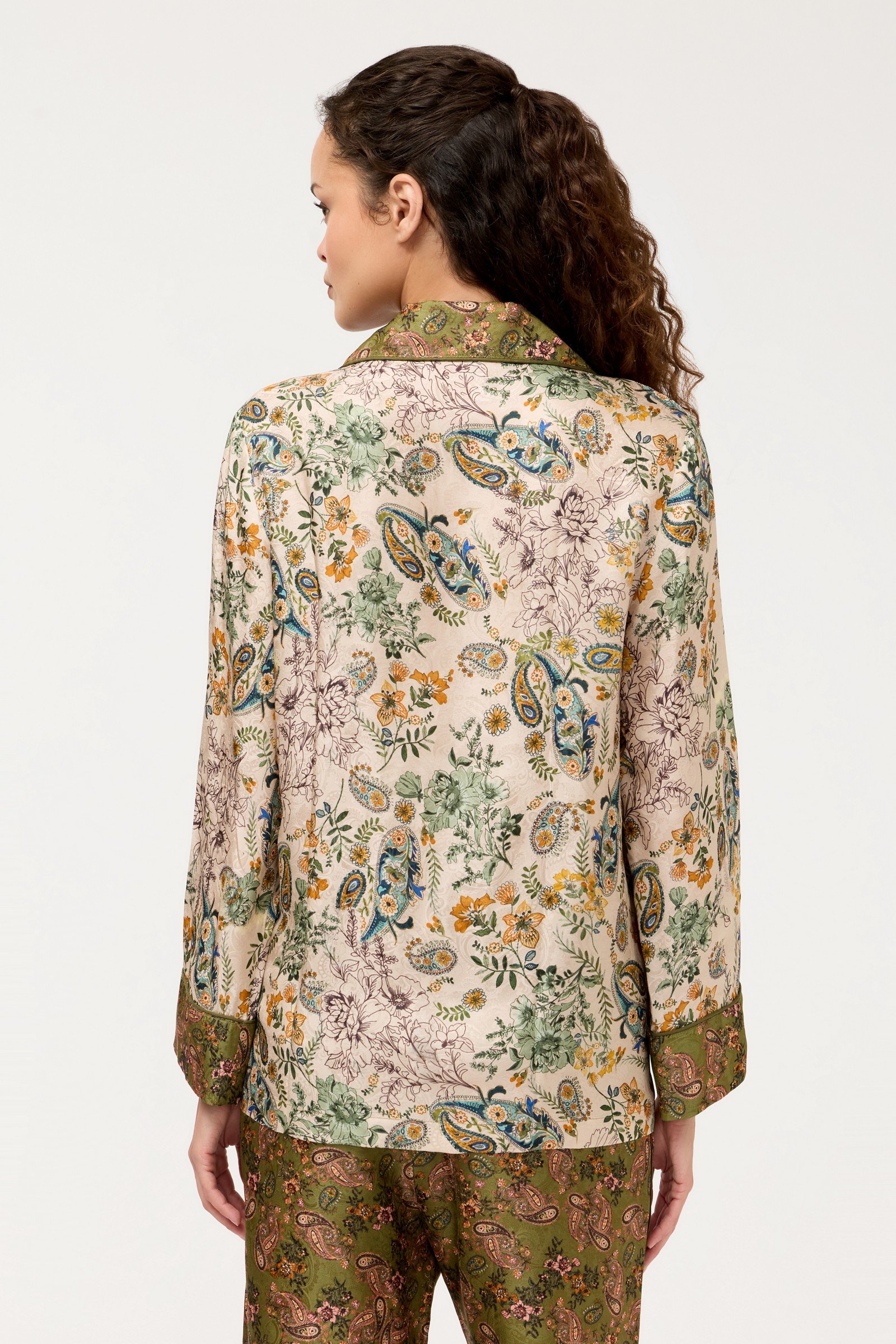 LEVI BLAZER