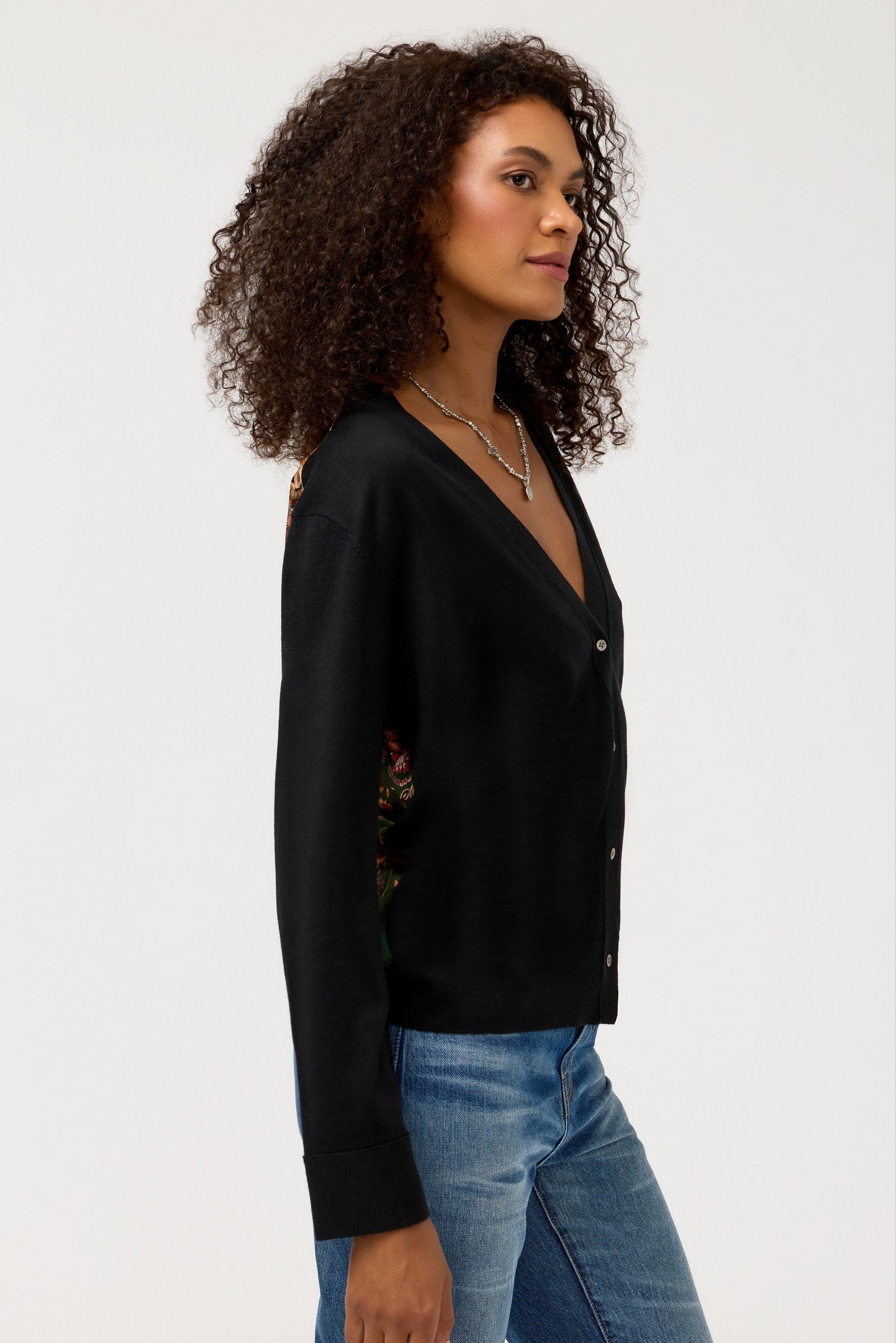 THE PRINTED KNIT V-NECK CARDIGAN