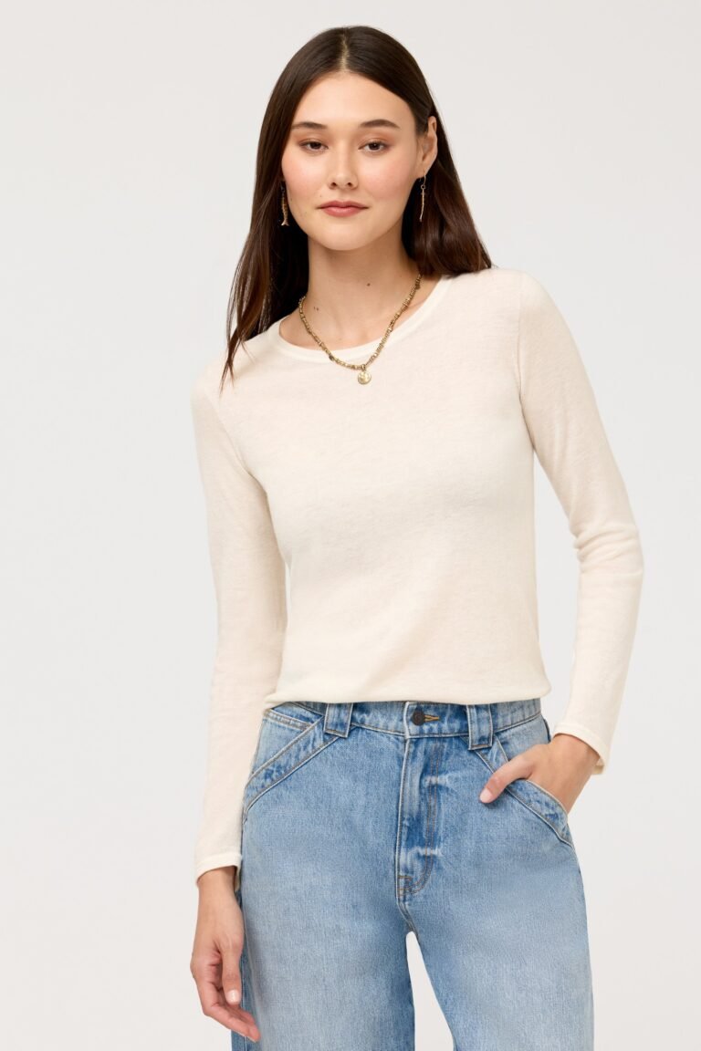 ESSENTIALS CASHMERE LONG SLEEVE CREWNECK