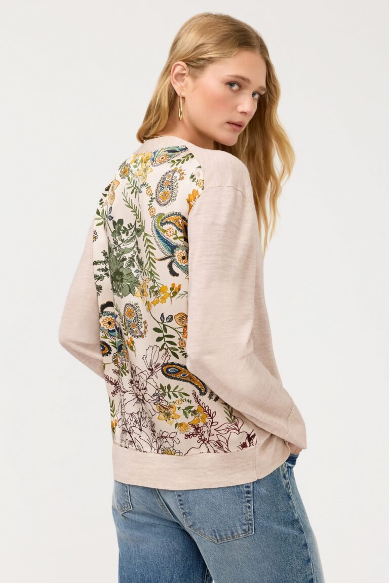 THE PRINTED KNIT V-NECK CARDIGAN