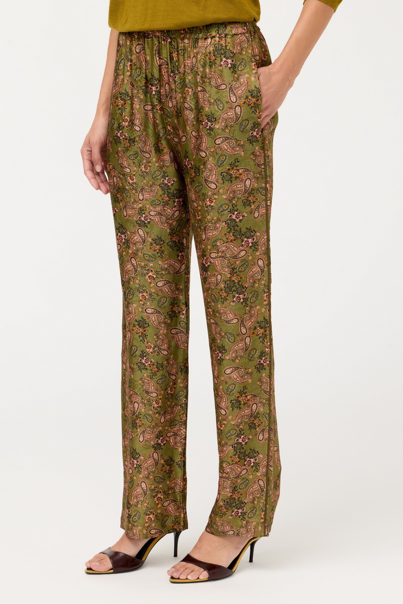 KANNI PANT